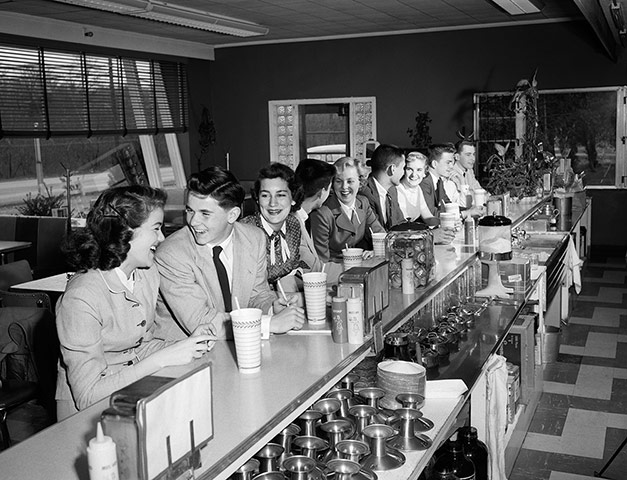Formica: 1950s Teenagers sitting at soda fountain