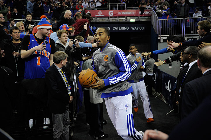NBA 2: JR Smith leads out the Knicks 