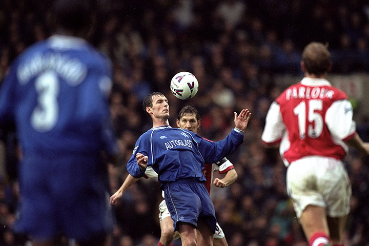 Chelsea v Arsenal: Chelsea's Chris Sutton holds off Arsenal's Tony Adams 