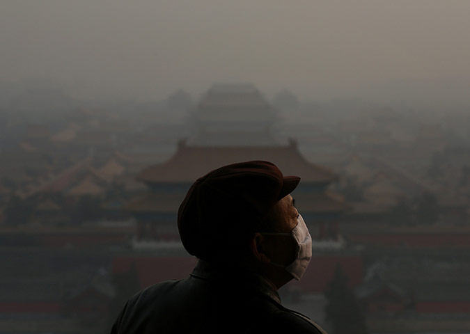 20 Photos: Air Pollution Attacks Beijing Again