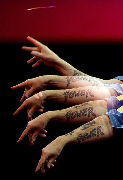 24 hours in pictures: PDC World Championship darts final