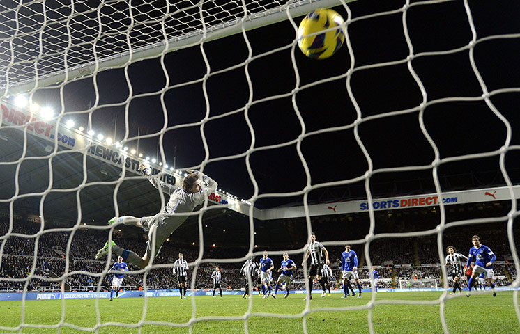 wed footie: Leighton Baines scores