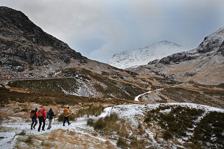 Snowy weather: Glencoe: Climbers make their way into Glencoe