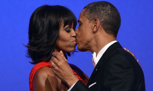 The first couple kiss.