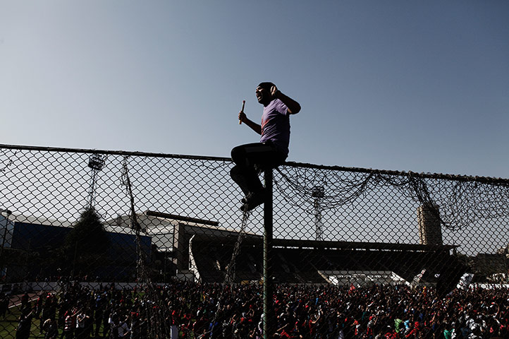 24 Hours: Al Ahly Soccer Fans Celebrate After Port Said Defendants Sentenced To Death