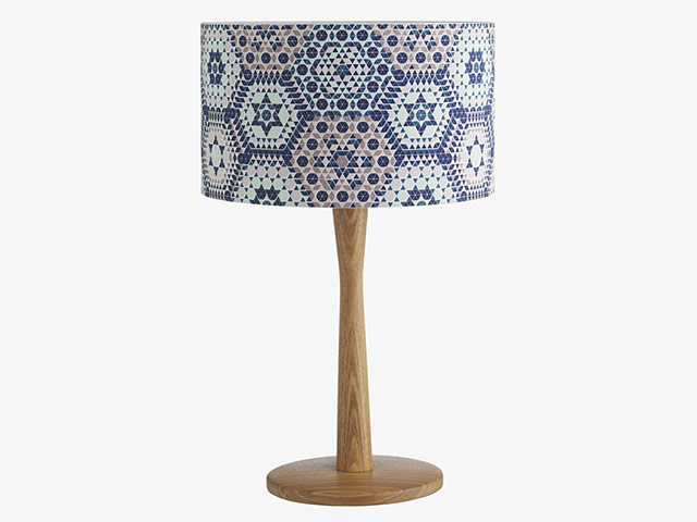 Simple things: Table lamp