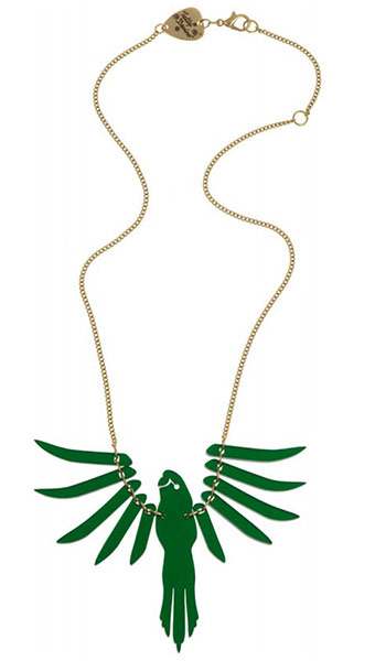 Britgallery: British fashion: necklace