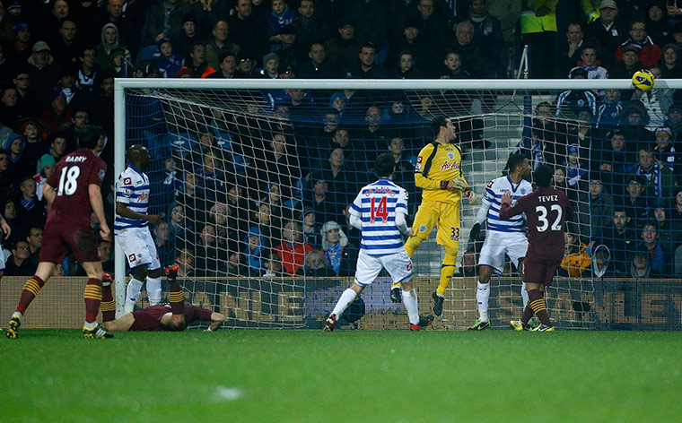 tuesday matches 3: Pablo Zabaleta rattles the cross bar
