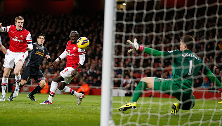 Wednesday footie: Suarez scores