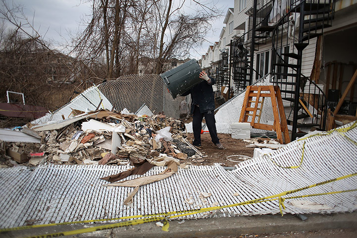 24 Hours: Victims Of Superstorm Sandy Continue To Recover As House Votes On Aid