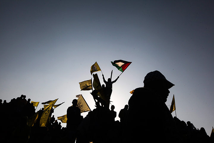24 Hours: Thousands of Palestinians attend rare Fatah rally in Hamas-run Gaza