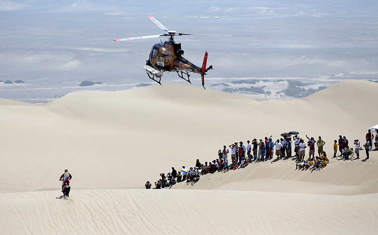 24 hours: Peru: first stage of the Dakar Rally 2013