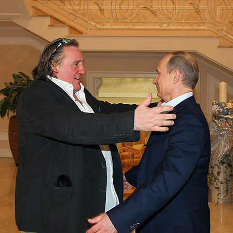 Lighter Look: Putin meets with French actor Gerard Depardieu in Sochi