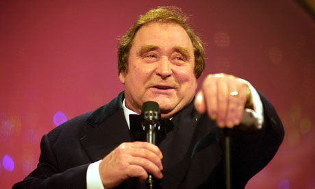 Bernard-Manning-008.jpg