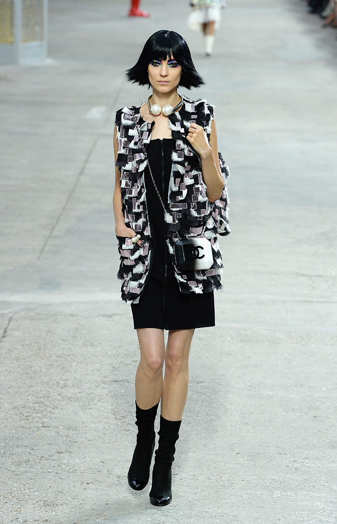 Chanel: Runway - Paris Fashion Week Womenswear Spring/Summer 2014