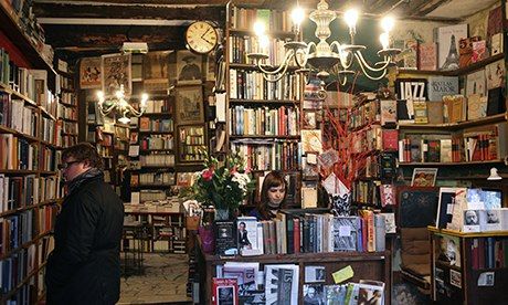 Shakespeare and Co bookshop, Paris