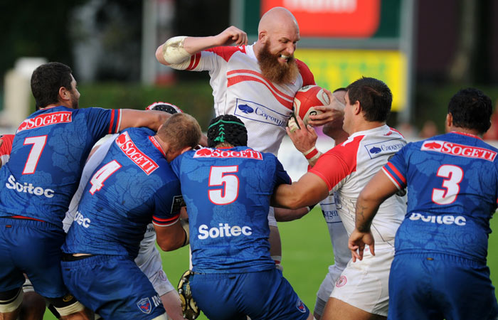 Biarritz's second row Erik Lund