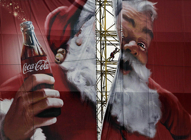 20 Photos: Typhoon Nari strenghtened as it moves toward Philippine area