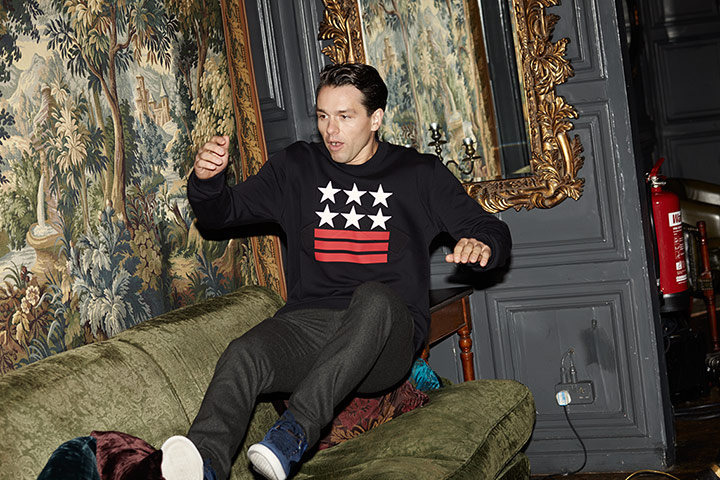 Downton Abbey - Weekend: Julian Ovenden from Downton Abbey jumping on couch
