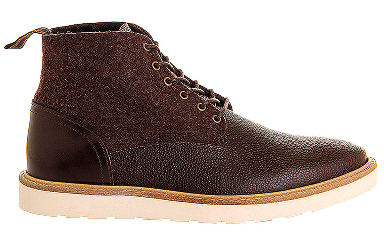 Men's Shoes: Brown leather desert boot