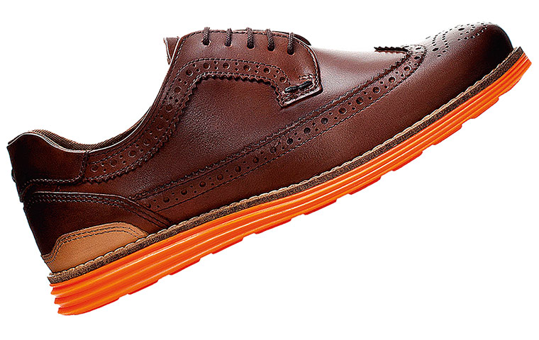 Men's Shoes: Brown Brogue