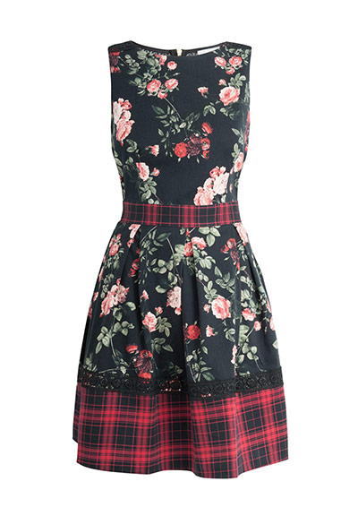 Winter floral: : Winter floral: key fashion trends of the season - in pictures