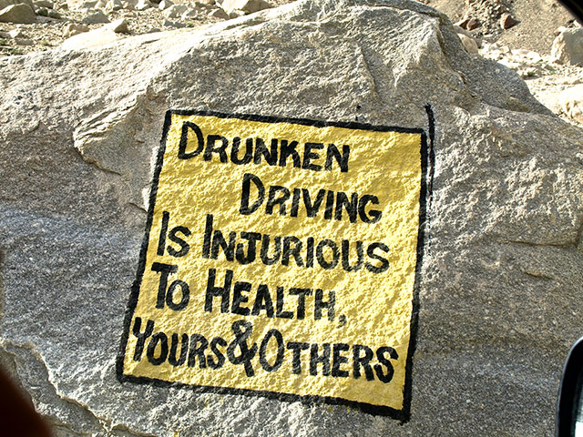 India road signs: Drunken driving is injurious
