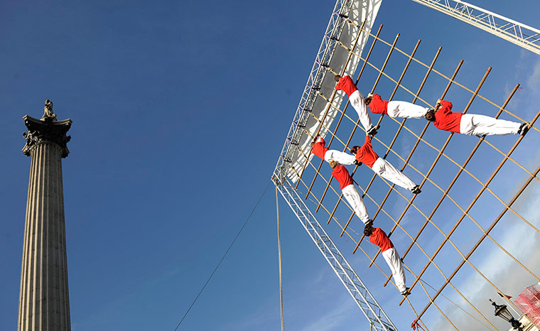 Weekend in pictures: London, UK: Navy Cadets perform synchronized acrobatics