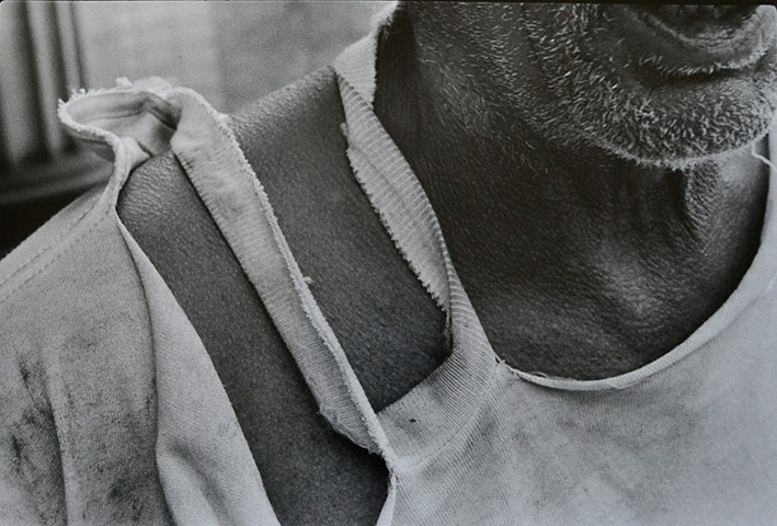 Mark Cohen: Torn shirt, Wilkes-Barre, 2012