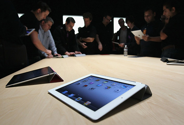iPad through the years: Apple Unveils iPad 2