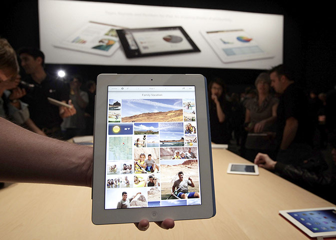 iPad through the years: iPad 3 launch