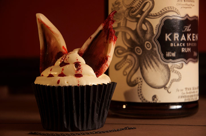 Extreme Cakes: severed bunny ears