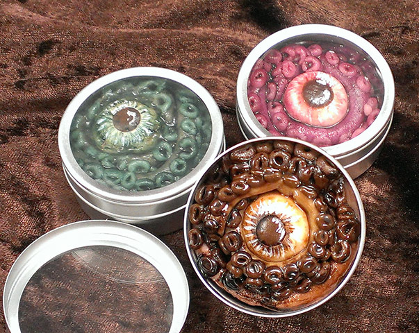 Extreme Cakes: eyeball sponge