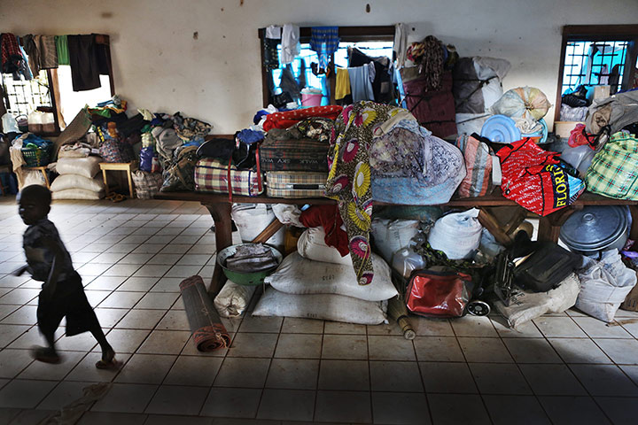MSF in CAR: Child inside camp