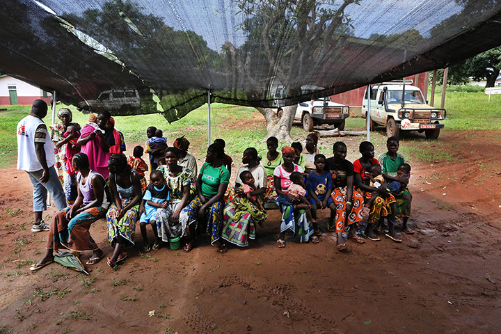 MSF in CAR: People shelter in camp