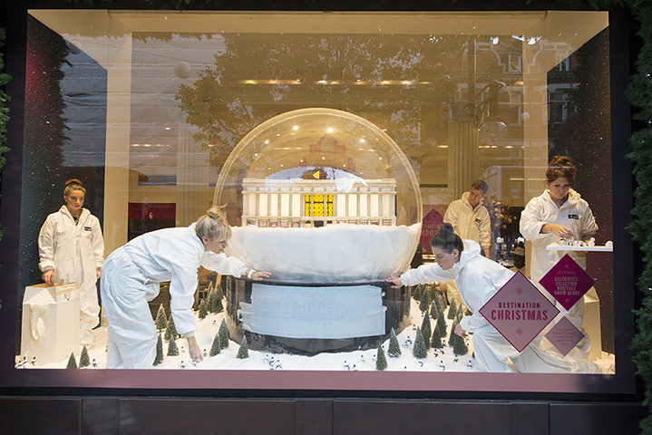 Selfridges window display: Snow globe display