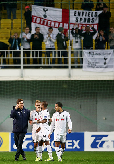 europa league: Tottenham boss Andre Villas-Boas celebrates