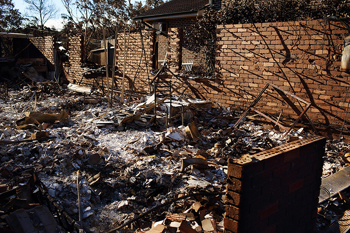 Bushfires : Buena Vista Road