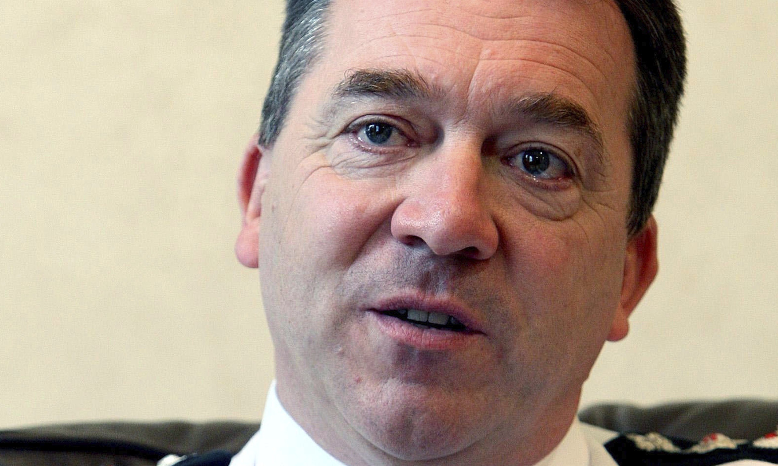 Belfast letter bomb sent to chief constable intercepted | UK news | The Guardian - Matt-Baggott-014