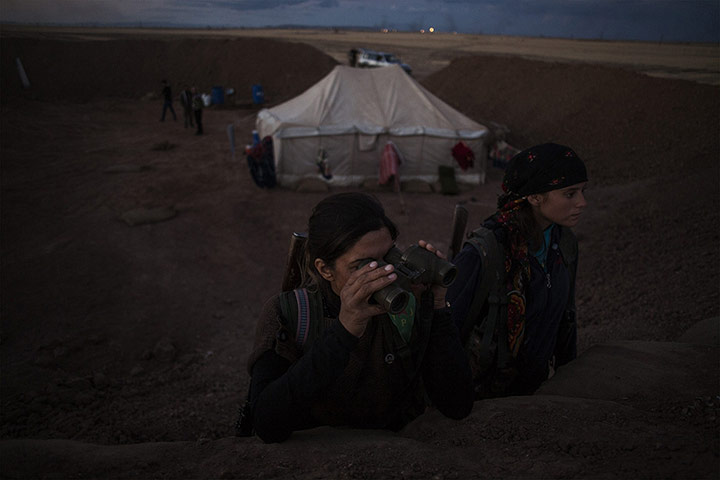 20 Photos: A fighter for the Committee for the Protection of the Kurdish People