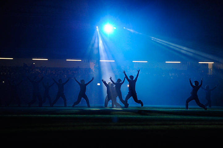 Rugby World Cup 4: Dancers at the opening ceremony 