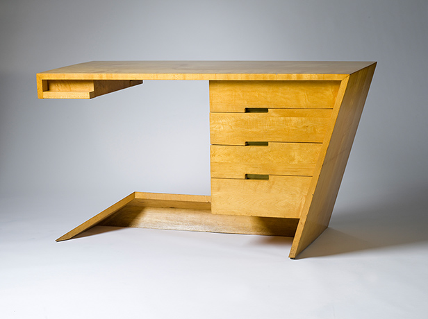 California Design: California Design - desk