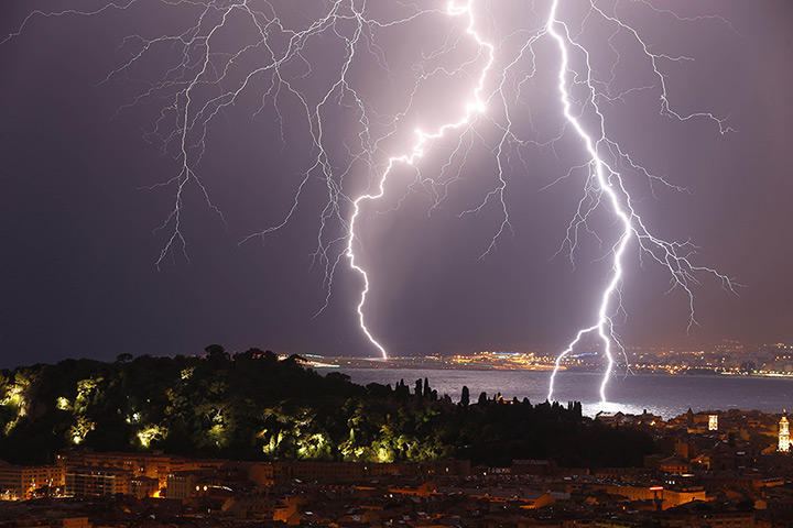 weekend in pictures: Lightning strikes the Baie des Anges in Nice