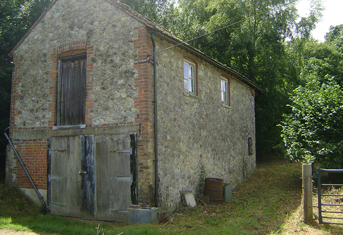 Snooping around: Kent wreck