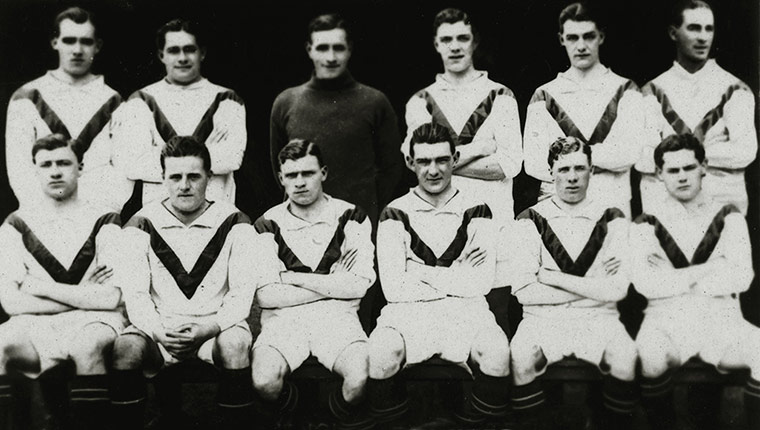 football kits: Manchester United team group
