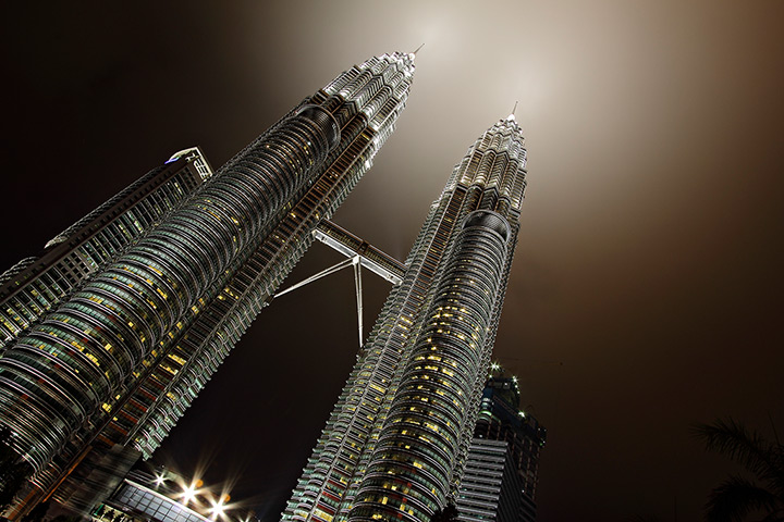 CBRE winners: 9pm - Petronas Tower (Kuala Lumpur, Malaysia)