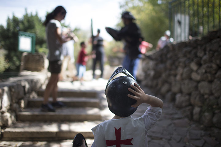Knights of Jerusalem: Child at the Knights Of Jerusalem Historical Festival