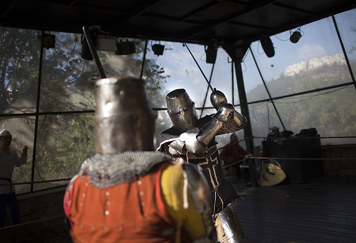 Knights of Jerusalem: Medieval history enthusiasts fight in the ring