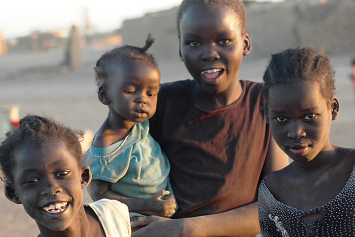 Day of the girl gallery: Street children