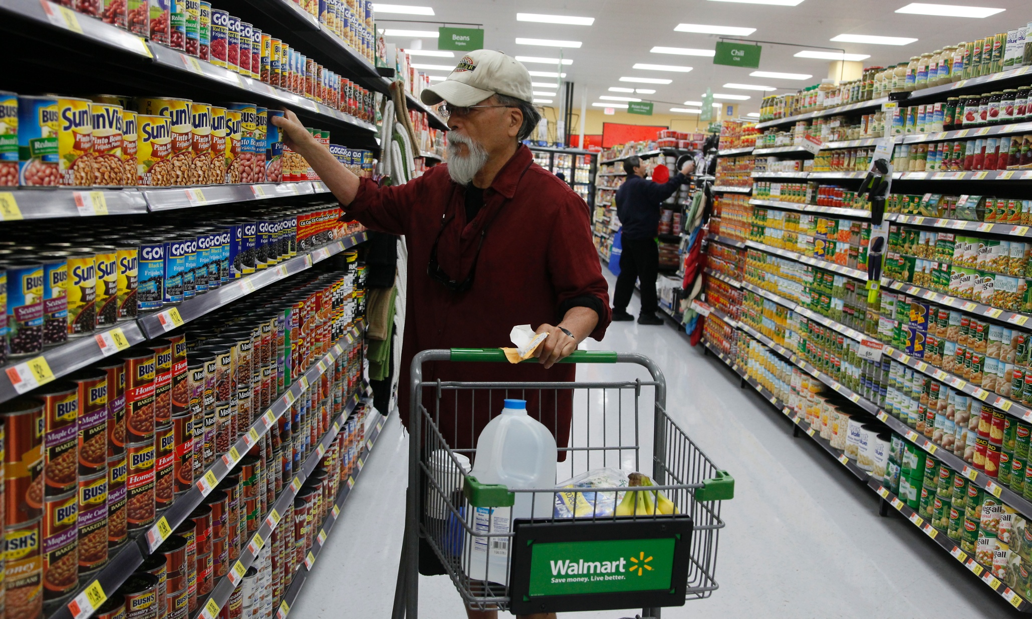 Walmart meets backlash over earlier Thanksgiving day opening | Business